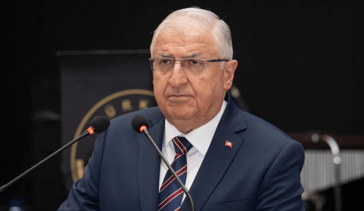 Türkiyənin müdafiə naziri Suriyadakı antiterror əməliyyatını dəstəklədiyini açıqladı
