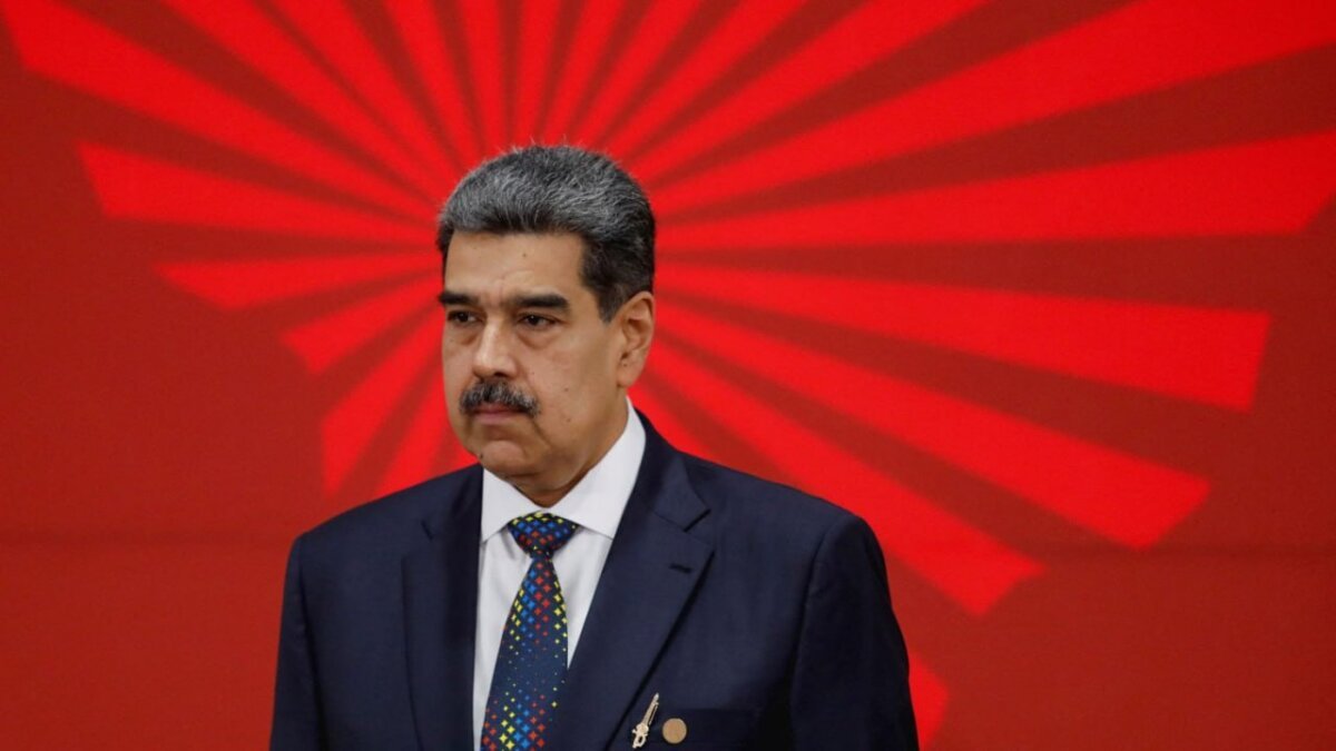 Maduro fövqəladə vəziyyət elan etdi. Venesuelada silahlı qüvvələr səfərbər olunur