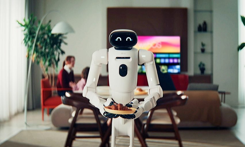 Süni intellektlə işləyən məişət robotları evlərə daxil olmağa başlayır