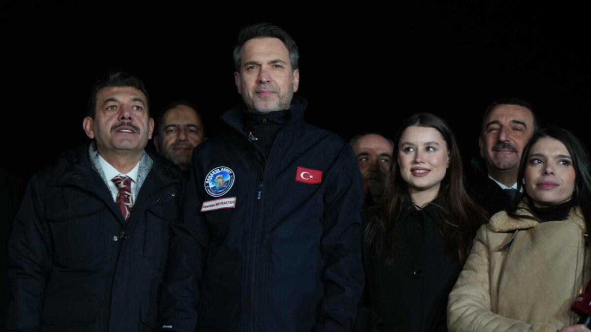 Bayraktar Türkiyə enerji sektorunda yeni bir dövrün başlanğıcını elan etdi