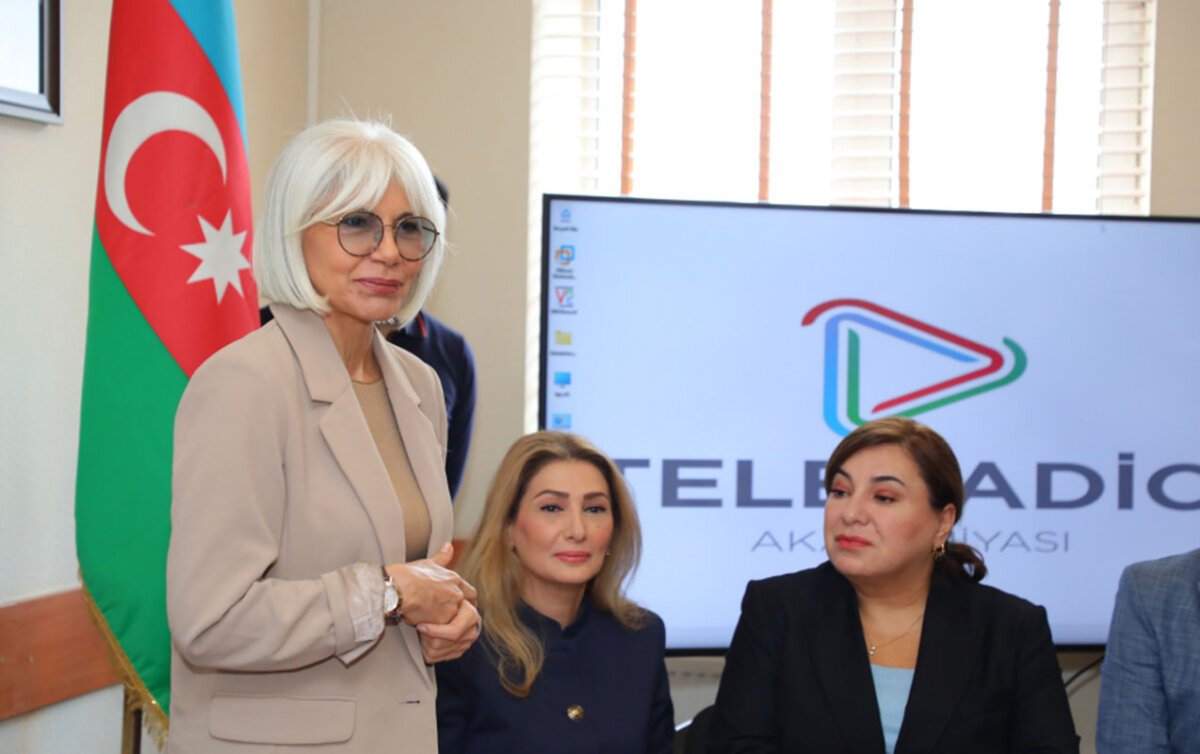 “Mediada Azərbaycan dili” mövzusunda təlimlərə start verildi
