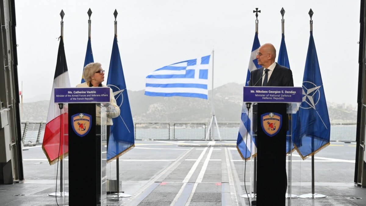 Fransa və Yunanıstan müdafiə sahəsində əməkdaşlığı gücləndirir