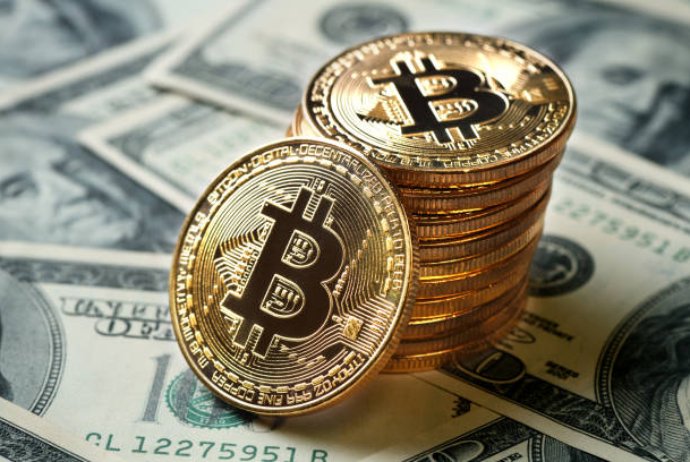 Bitcoin qiyməti: Bazar dəyişkənliyi davam edir, analitiklər proqnoz verir