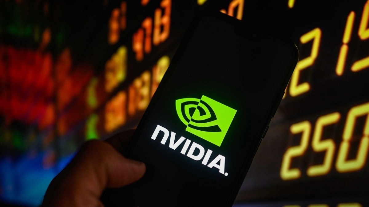 Nvidia səhmləri düşdü, analitiklər narahatdır