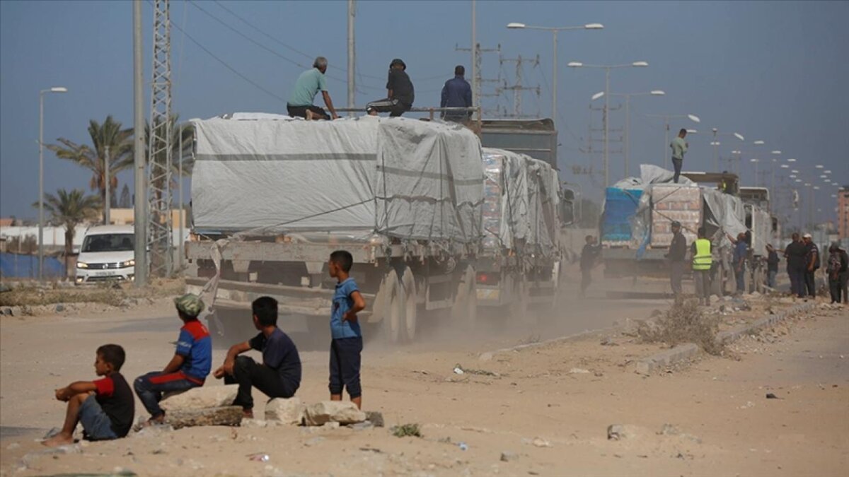 İsrail, Qəzzaya humanitar yardımların girişini məhdudlaşdırır