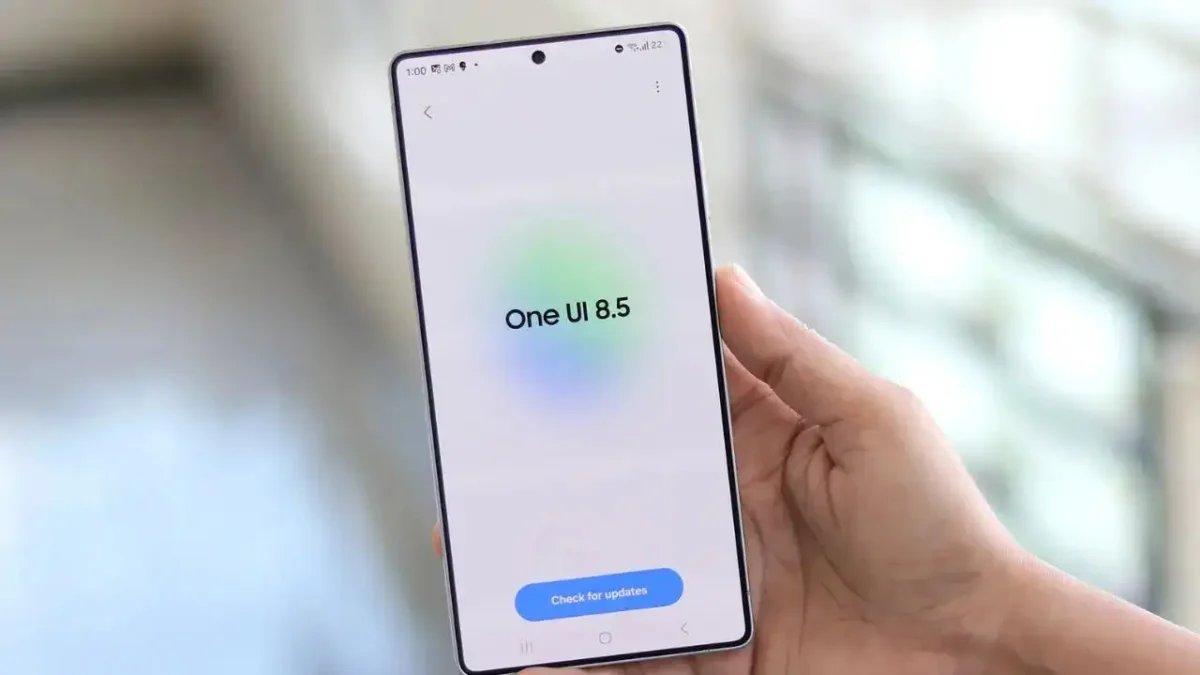 Samsung qatlanan telefonları üçün yeni yeniləmə hazırlayır