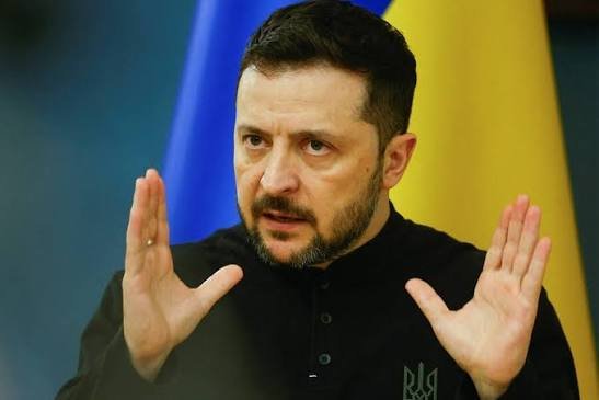 Zelenski SBU-nun yeni döyüş əməliyyatlarına razılıq verdi