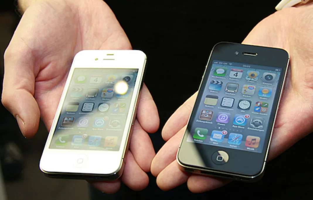 Apple iPhone 5 və 4 modellerini modası keçmiş siyahısına əlavə etdi