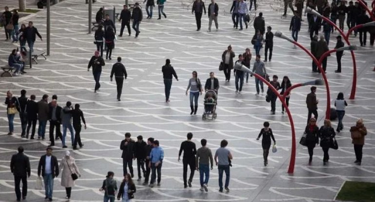 Qeydiyyatsız yaşayanlara xəbərdarlıq