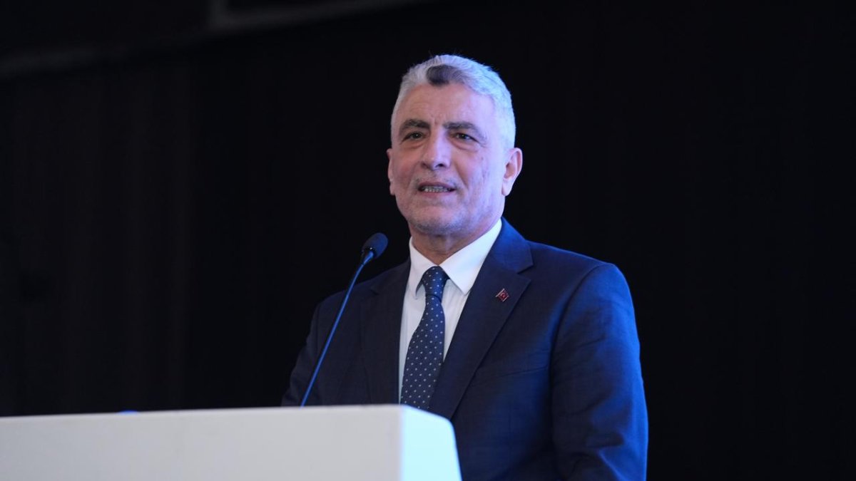 Ticarət naziri: "Türkiyə Avropa sənayesi üçün əvəzedilməzdir"