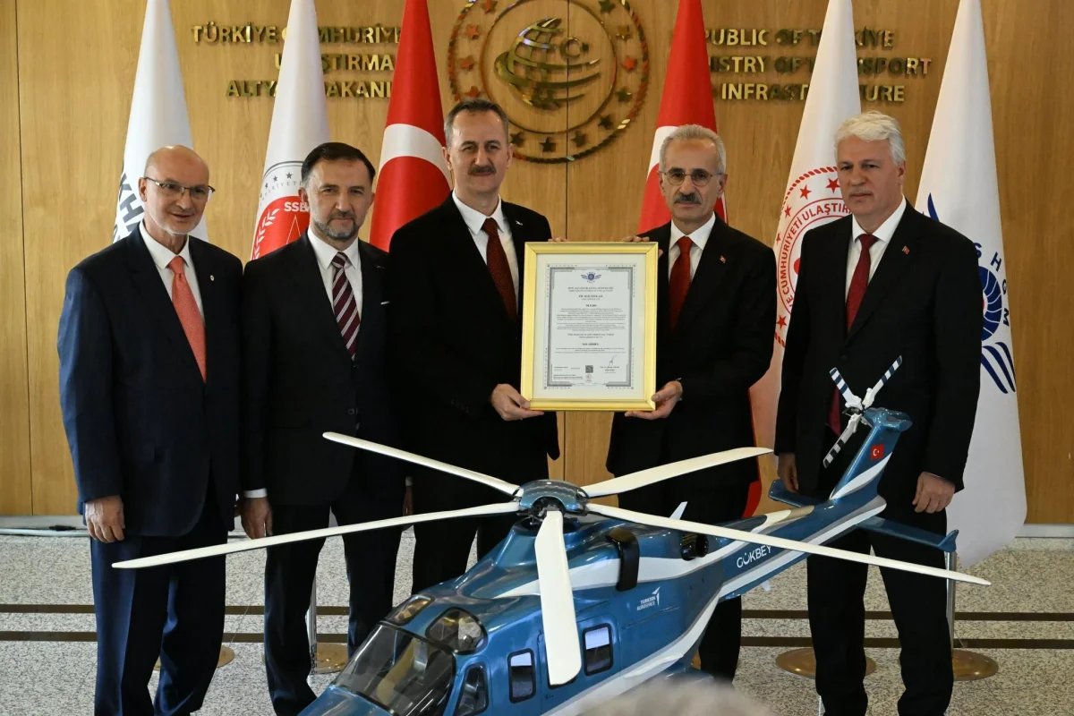 GÖKBEY helikopteri uçuşa yararlılıq sertifikatı aldı