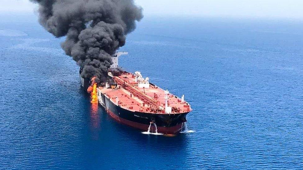 İran neft tankerə pilotsuz təyyarə ilə hücum etdi