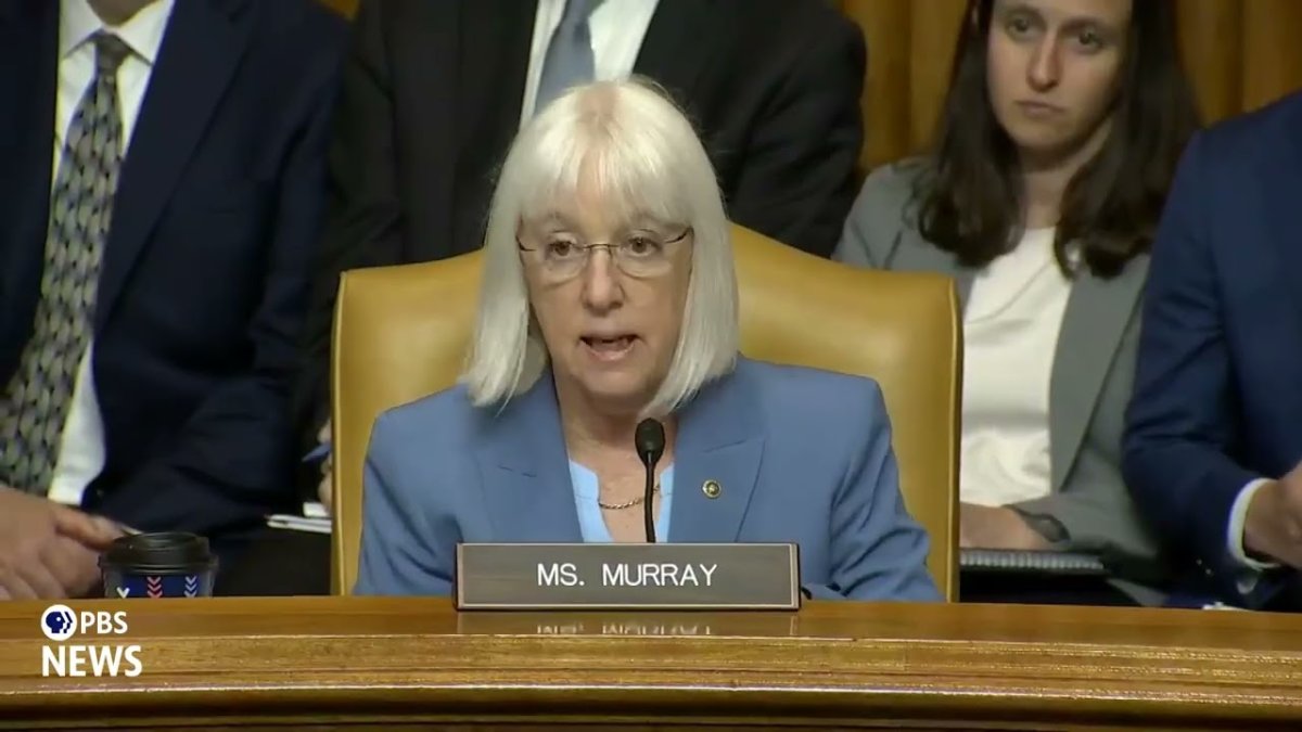 Senator Merri Donald Trampın büdcəsini kəskin tənqid etdi