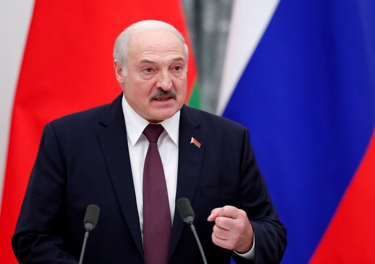 Lukaşenko: ABŞ və Aİ yalnız öz maraqlarını güdür