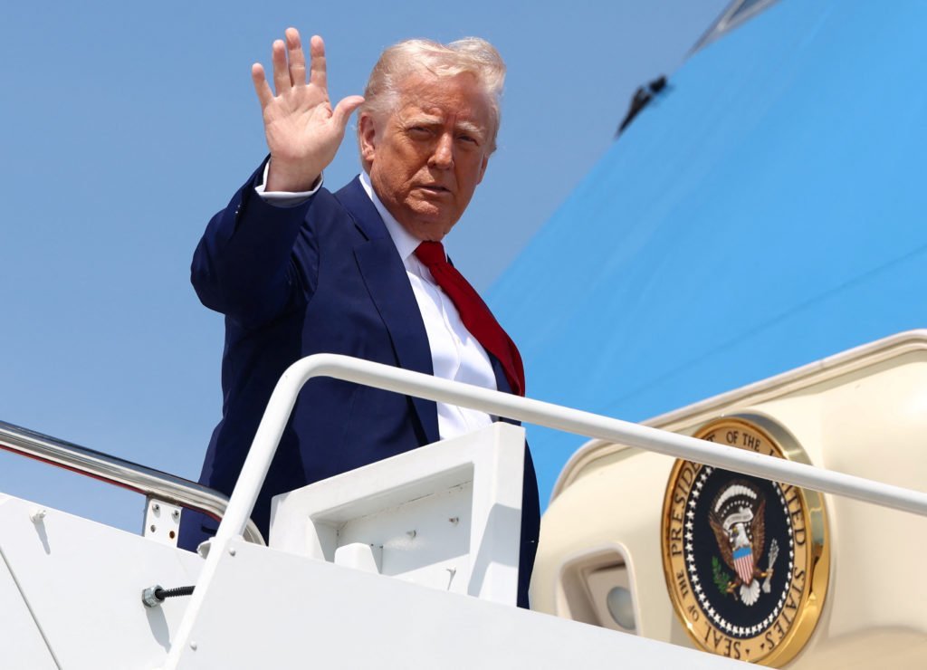 Donald Tramp İranla zirvə görüşünə doğru