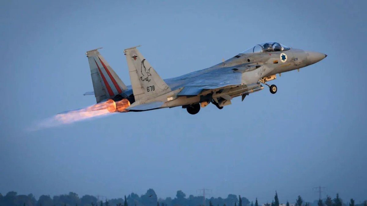 İsrail texnikləri F-15 məlumatlarını İrana ötürməkdə ittiham olunur