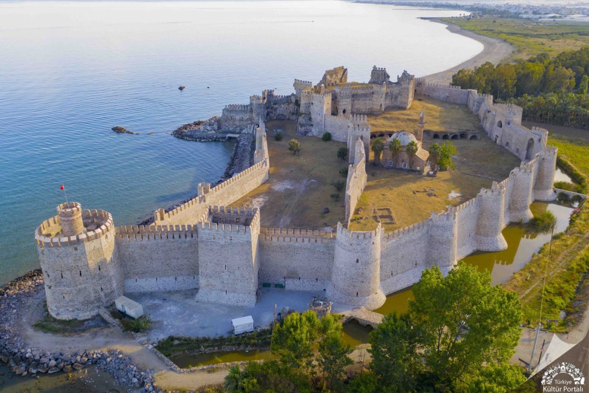 Türkiyənin döyünən ürəyi: Mersin - FOTOLAR
