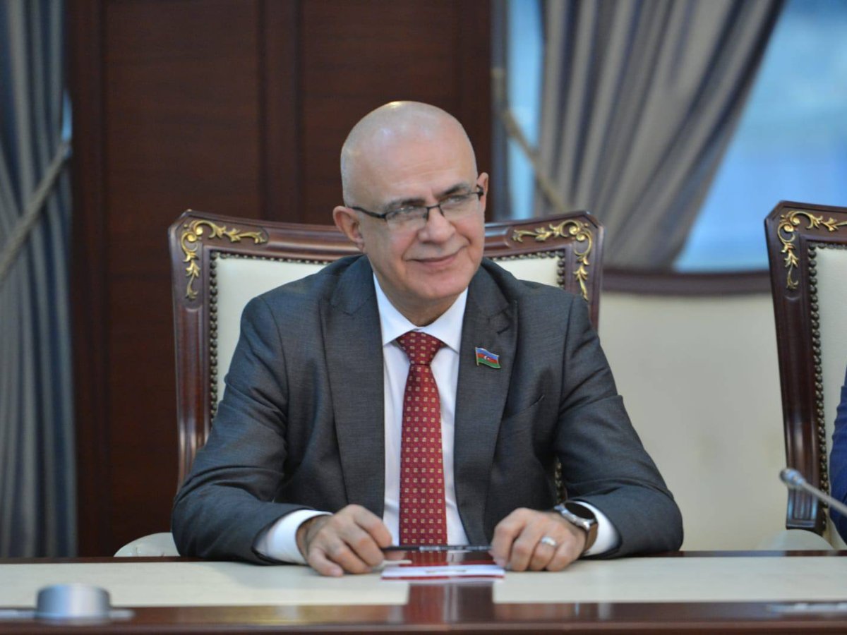 Tələbə universitetin maliyyə səhvlərinə görə məsuliyyət daşımamalıdır – Deputat