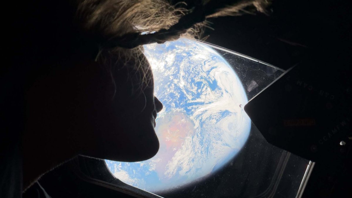 NASA Artemis 2 iPhone ilə Ay yolundan yeni görüntülər paylaşıb