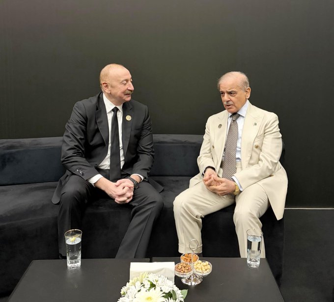 Şahbaz Şərif: "İlham Əliyevlə görüşdüyüm üçün çox şadam"