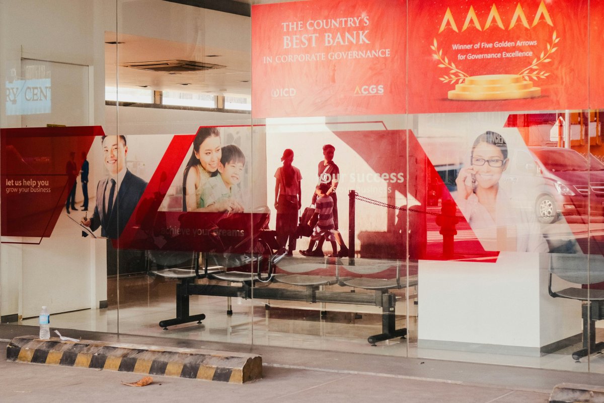 Mərkəzi Bank manatın məzənnəsini açıqladı