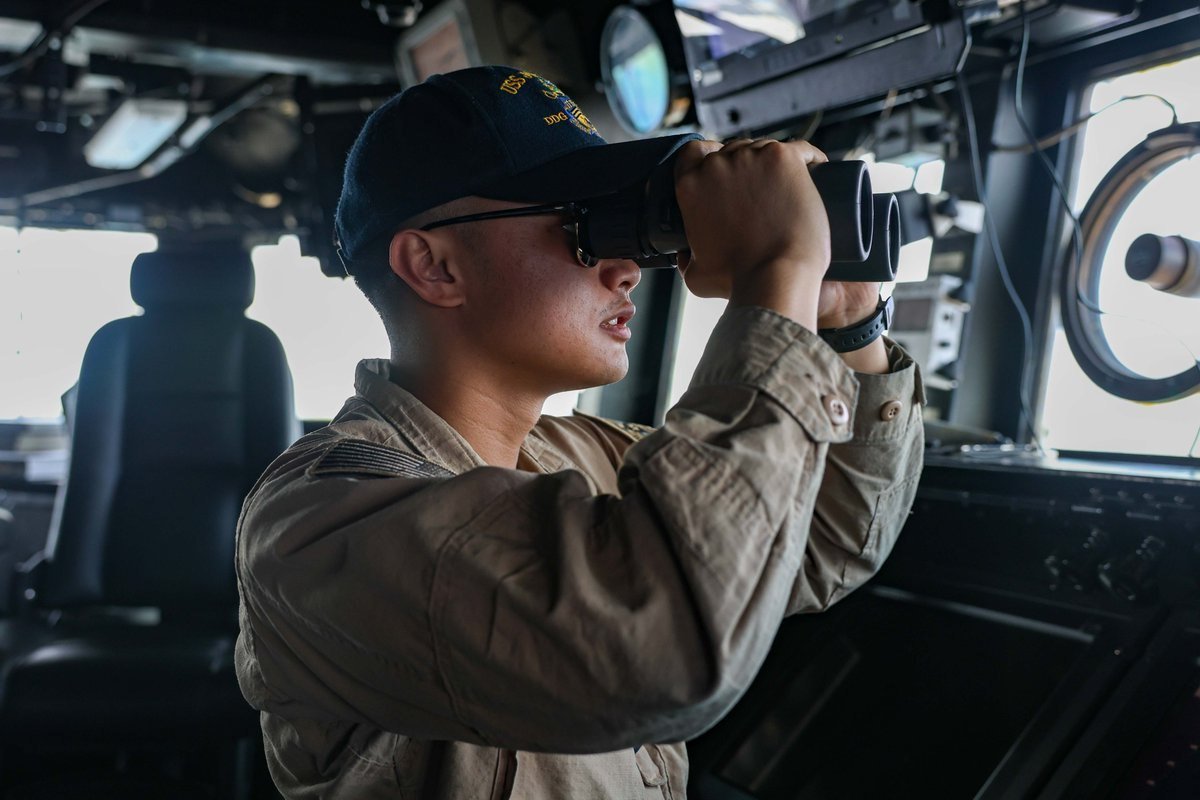 CENTCOM iki ABŞ gəmisinin təhlükəsiz keçdiyini açıqlayıb