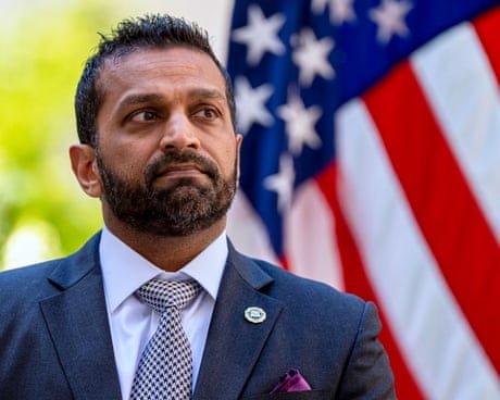 FBI rəhbərliyi ətrafında gərginlik artır