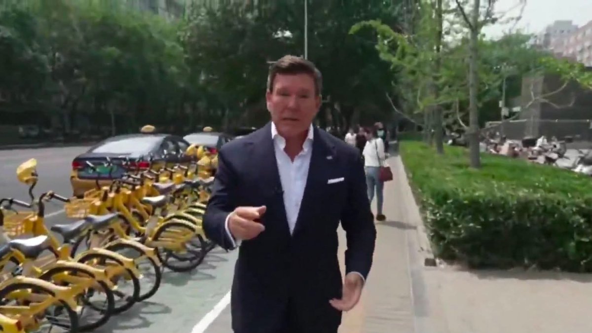Fox News aparıcısının Çin reportajı müzakirə yaratdı - VİDEO
