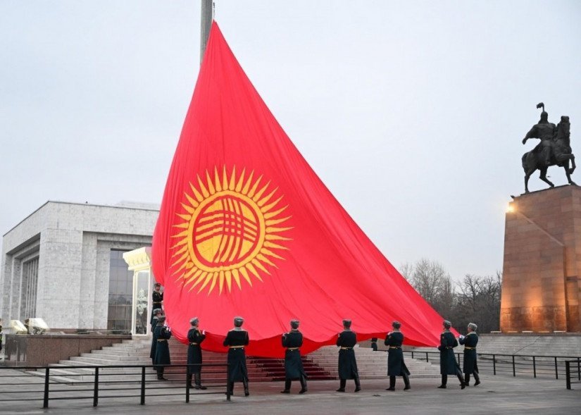 Qırğızıstan Rusiyaya qarşı sanksiyadan yayınan şübhəli şirkətləri dayandırdı