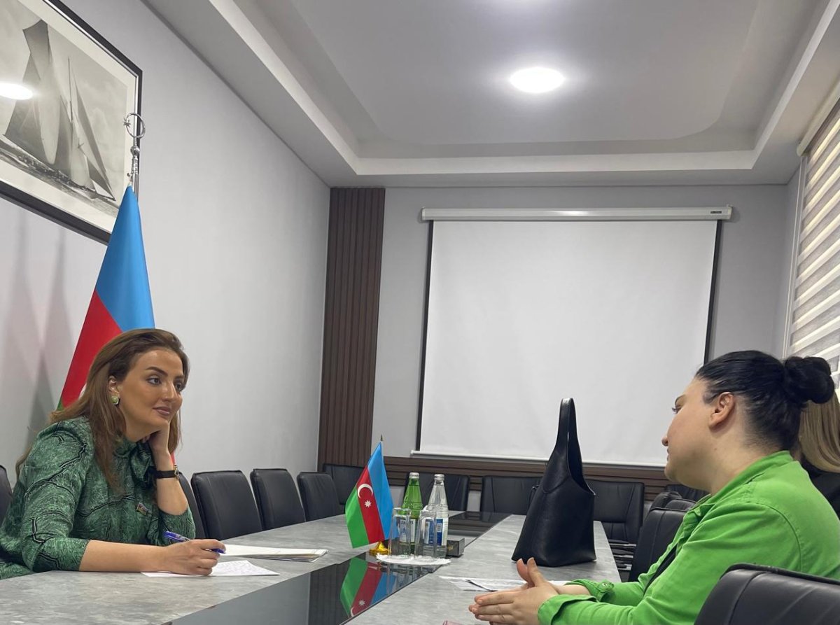 Deputat Könül Nurullayeva vətəndaşlarla görüşüb