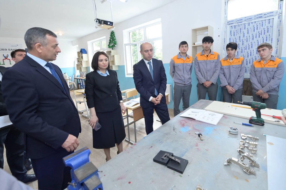 Nazir Qaxda tədris prosesi ilə tanış olub