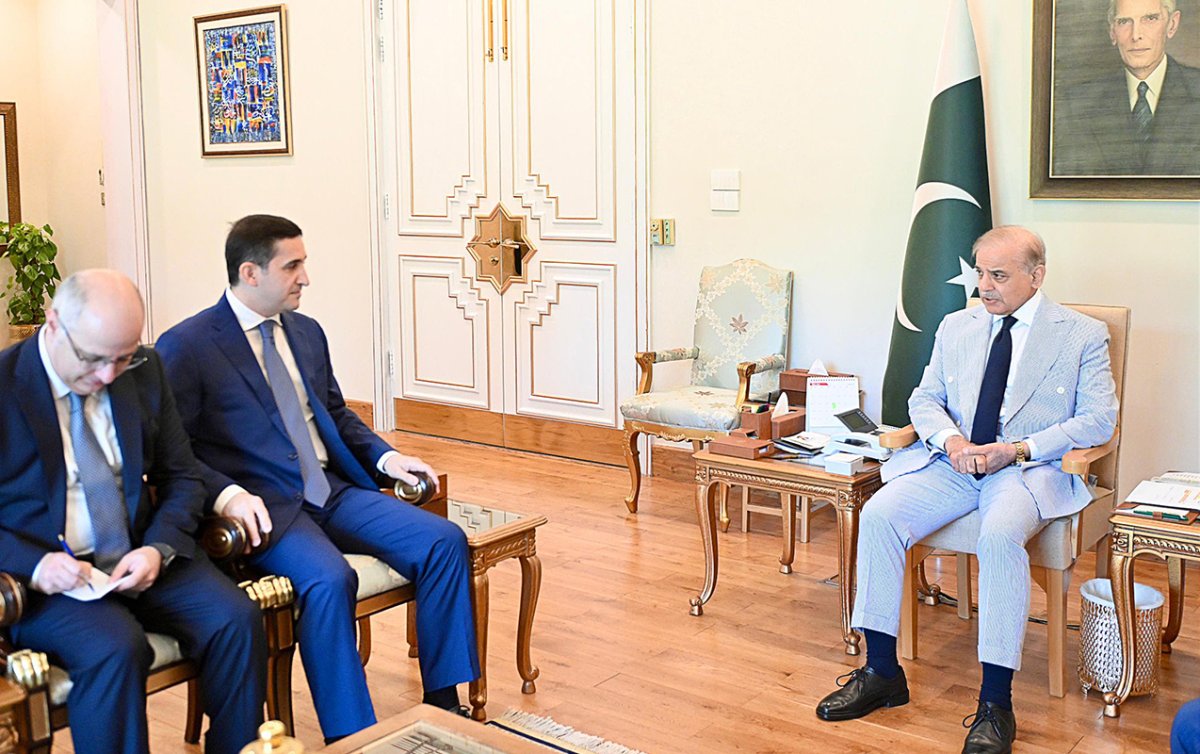 Şahbaz Şərif Fərid Əhmədovu qəbul etdi