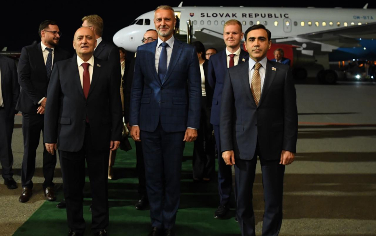 Rixard Raşi Azərbaycana gəldi