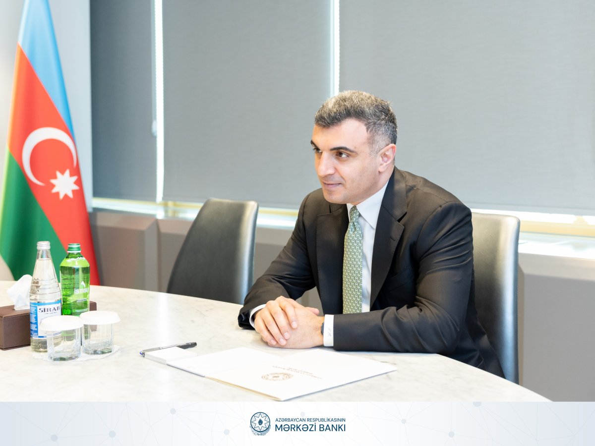 Taleh Kazımov qaliblərlə görüşüb - FOTO