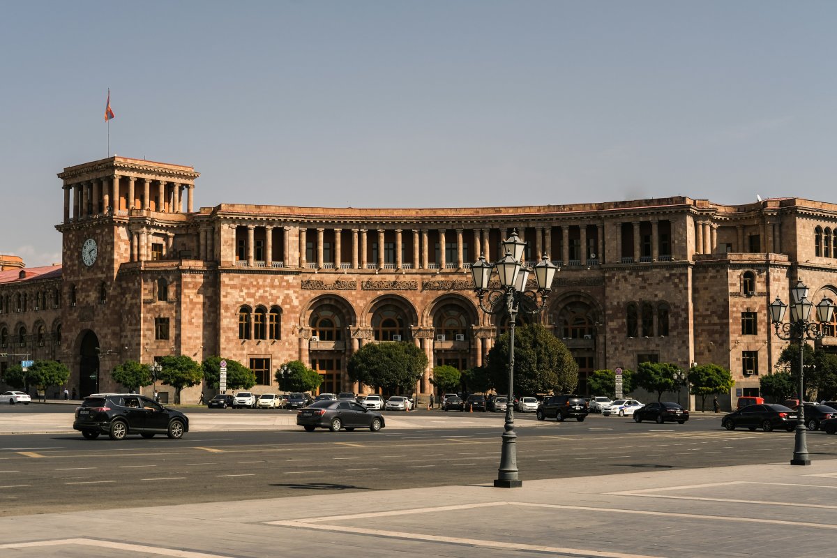 Rusiyalıların Ermənistanda mənzilə tələbatı kəskin artıb