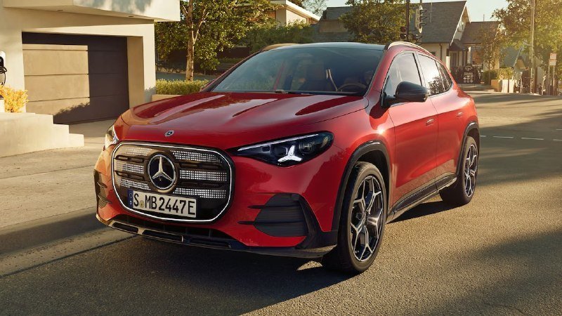 Yeni nəsil “Mercedes-Benz GLA” təqdim edilib