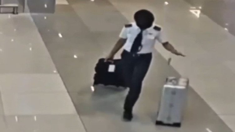 “Malaysia Airlines” pilotu 26 kiloqram narkotiklə saxlanılıb