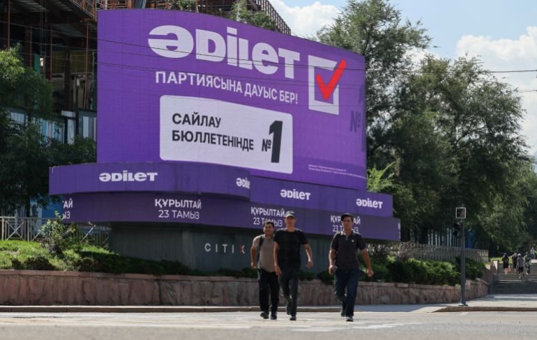 Adilet Qazaxıstanda 71,17 faiz səslə qalib gəlib