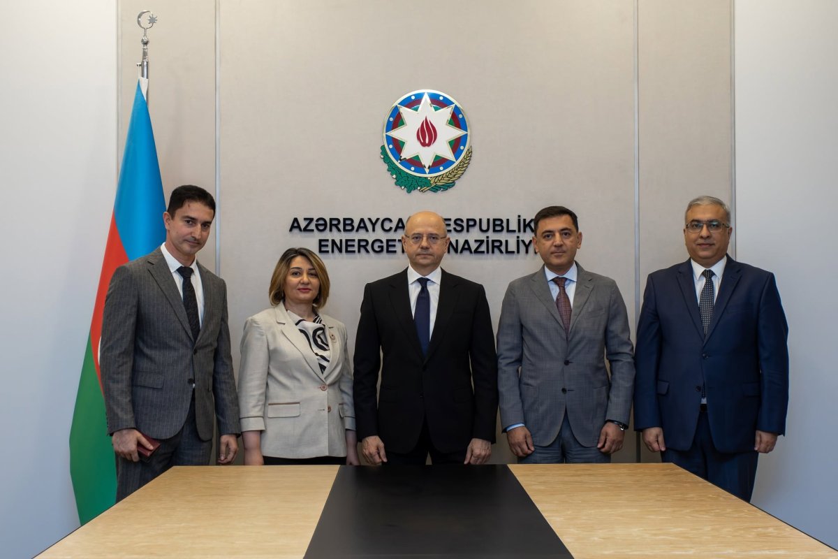 Energetika Nazirliyinin əməkdaşlarına dövlət təltifləri təqdim edilib