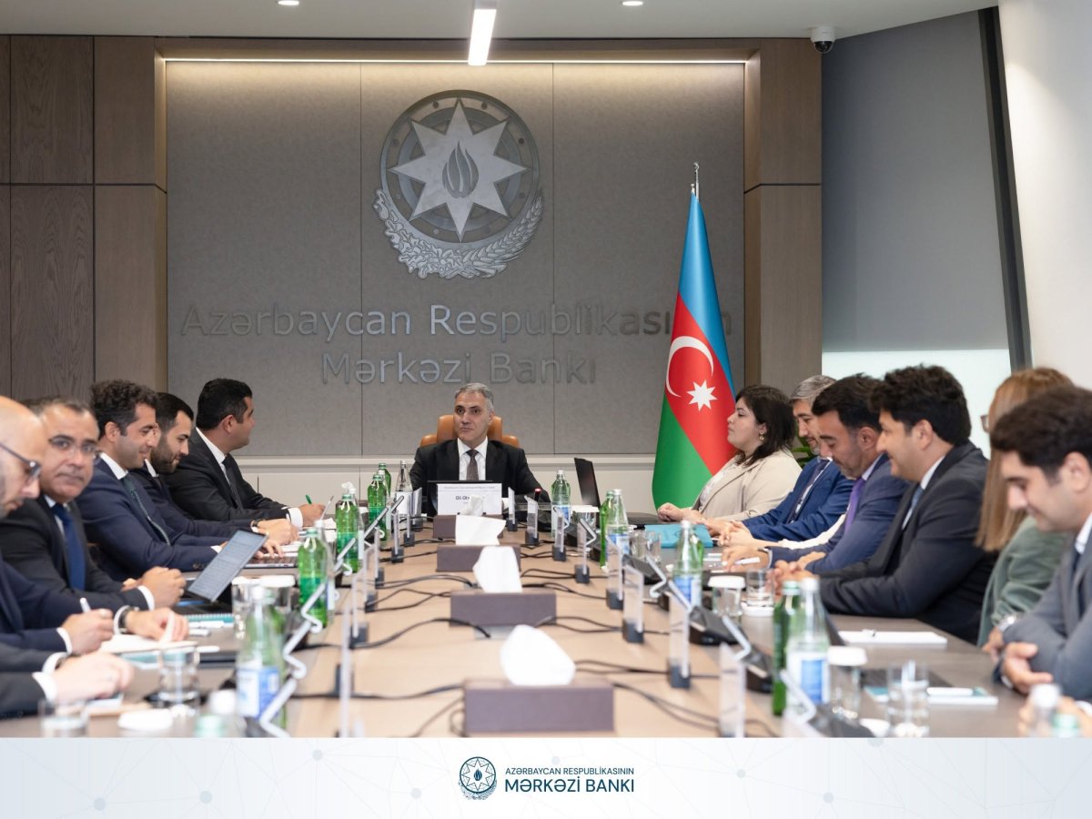 Mərkəzi Bank investisiya şirkətlərinin rəhbərlərini bir araya topladı