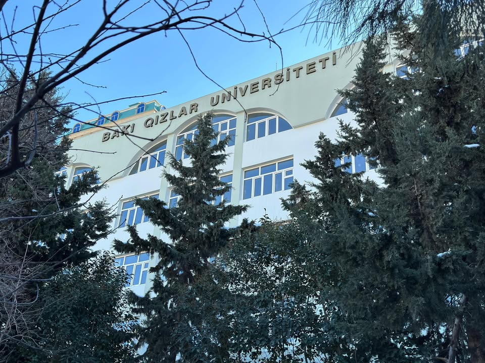 Bağlanan universitetin tələbələri ilə bağlı RƏSMİ AÇIQLAMA