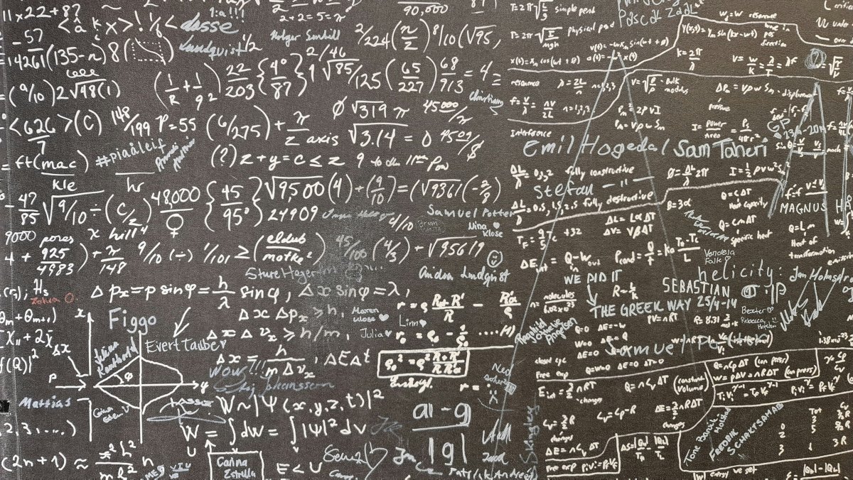 OpenAI Astra ilə 10 mürəkkəb riyazi problemi həll edib