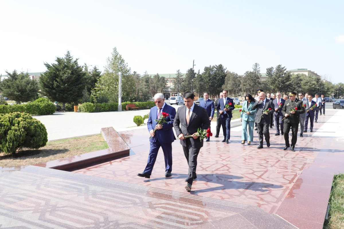 Neftçalada Neftçilər Günü və Neftçala neft yatağının 100 illik yubileyi qeyd olunub