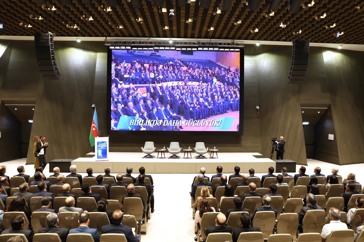 Dövlət Vergi Xidməti ilə TÜİB arasında Açıq Dialoq Platforması - FOTOLAR