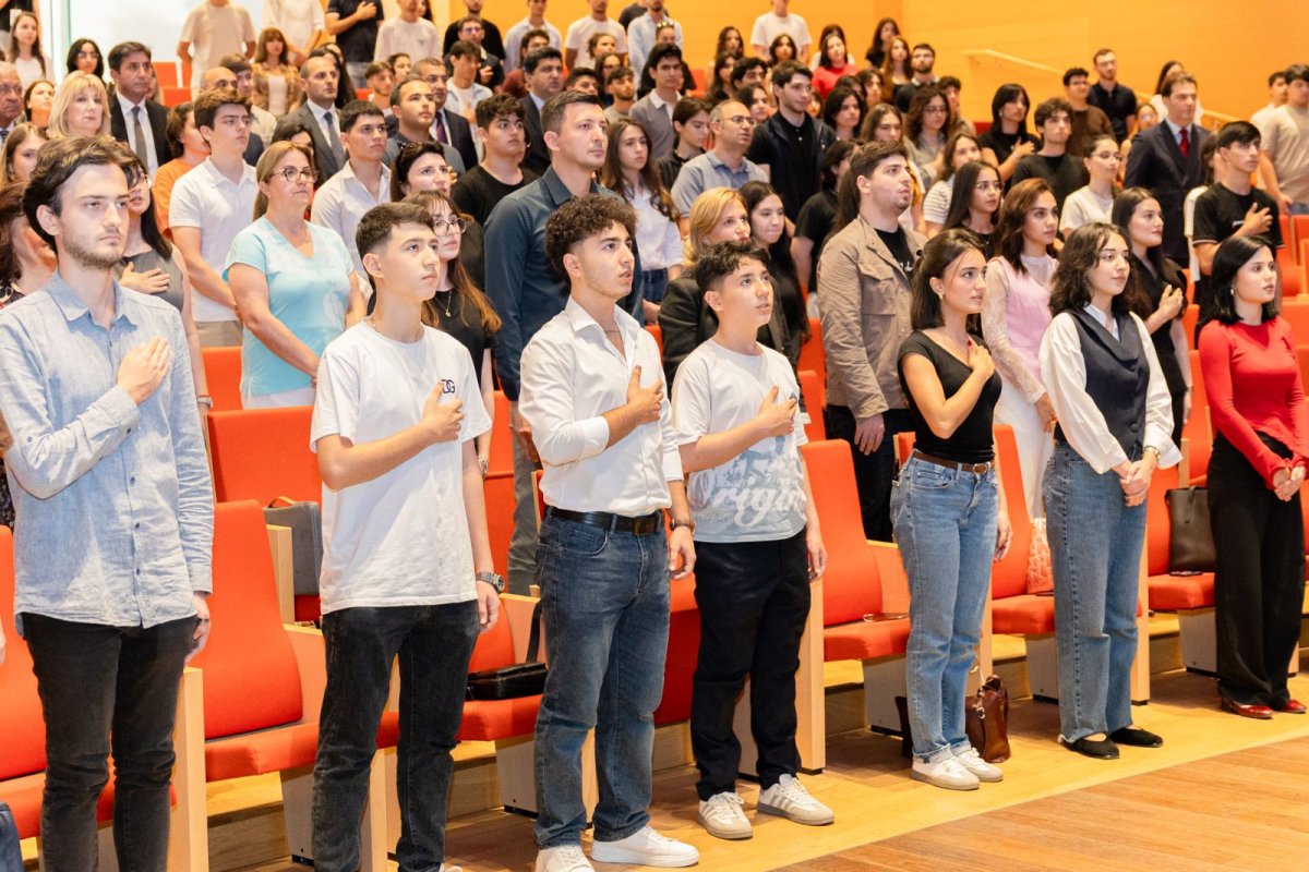 ADA Universitetində şanlı zəfər tariximiz “Zəfər Rəqsi” filminin nümayişi ilə anılıb - Şəkil 1