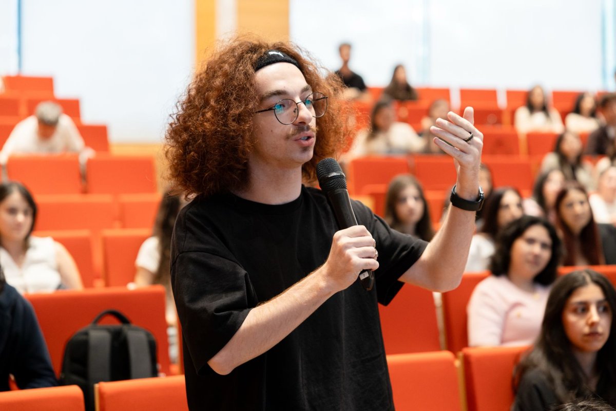 ADA Universitetində şanlı zəfər tariximiz “Zəfər Rəqsi” filminin nümayişi ilə anılıb - Şəkil 6