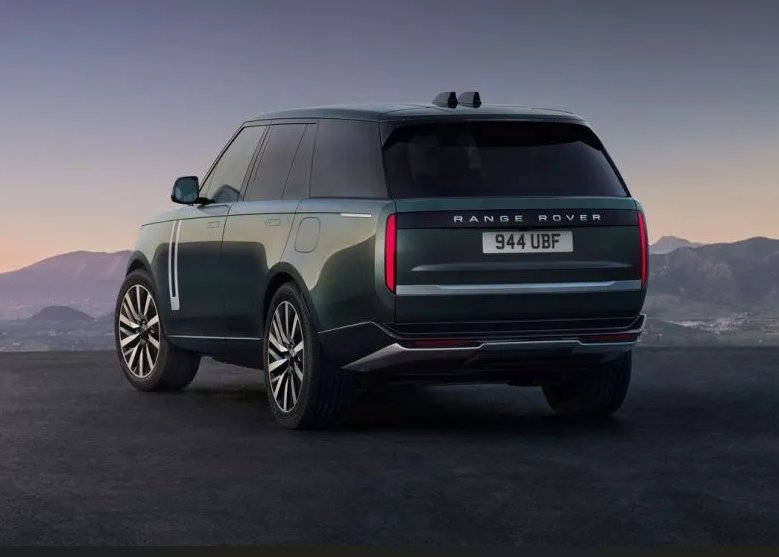Land Rover ilk tam elektrik SUV modelini təqdim edib
