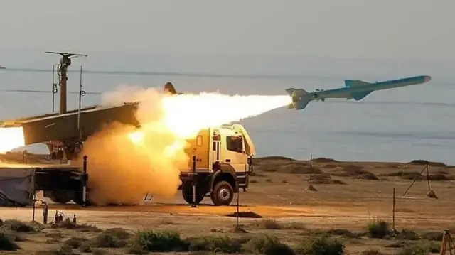 Pakistan Əfqanıstana hava zərbələri endirdi