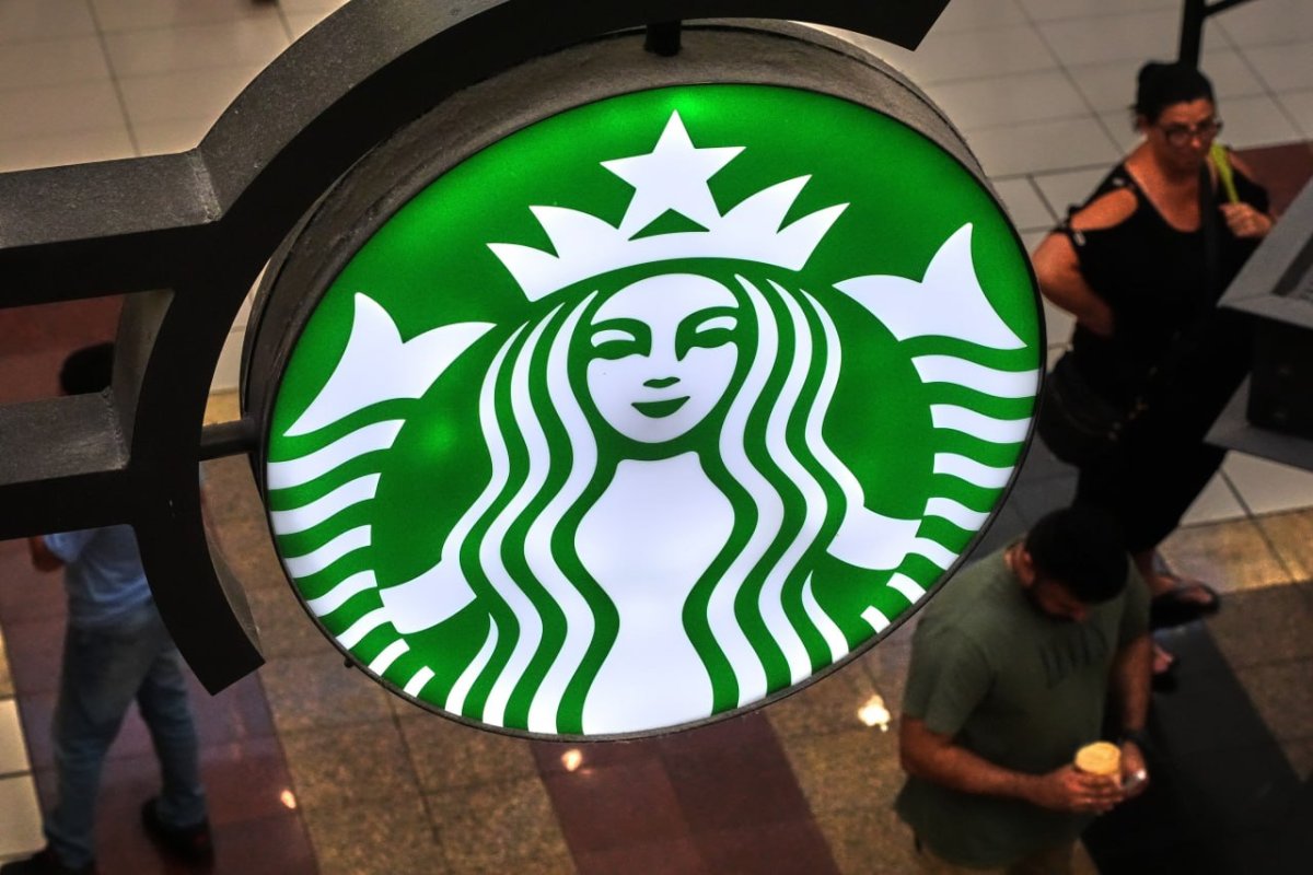 Starbucks Şimali Amerikada 250 qəhvəxananı bağlayacaq