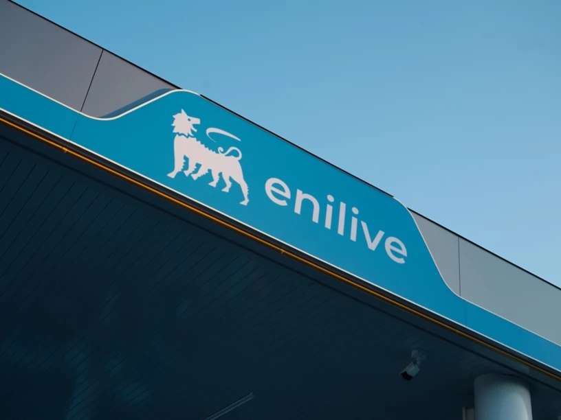 Eni İtaliyada yanacaq qiymətlərini ilin sonunadək məhdudlaşdıra bilər